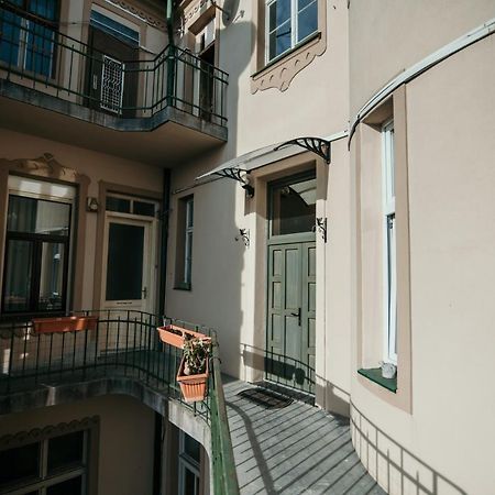 Bella Palace Oradea Exterior photo