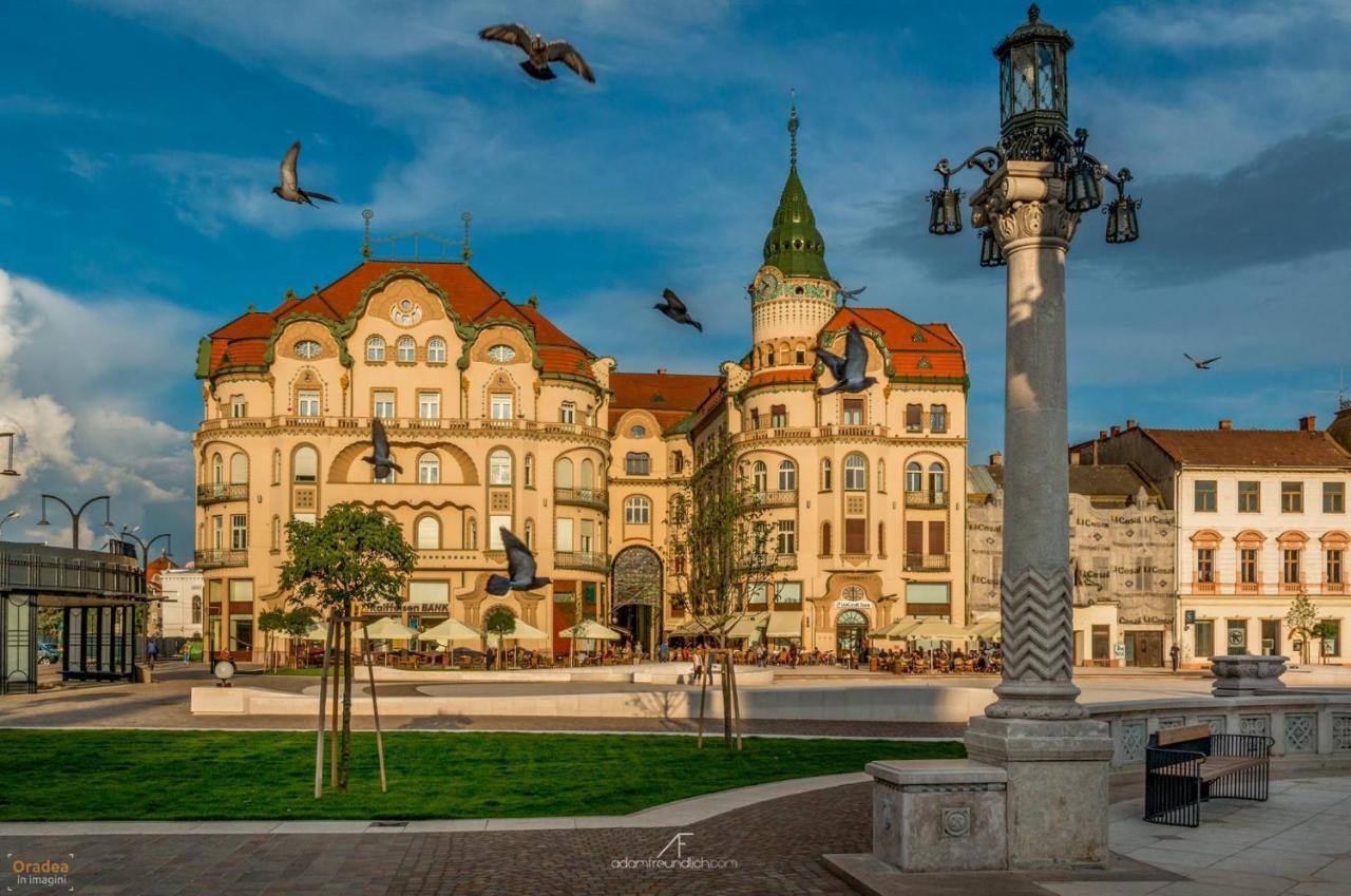 Bella Palace Oradea Exterior photo
